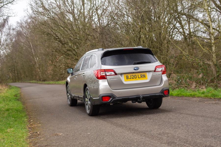  Subaru Outback 2018 года  (UK) (фото 14 из 36)